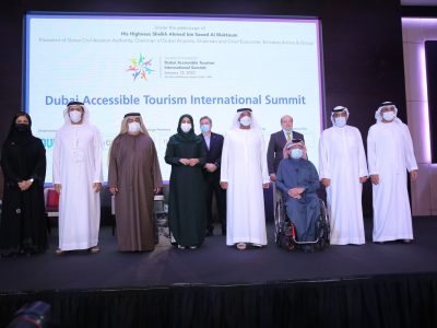 HH Sheikh Ahmed in a group photo with the summit Strategic Partners